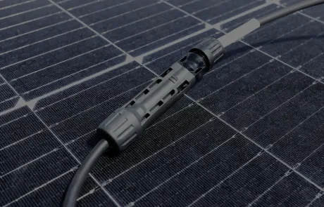 Kabelführung für PV-Anlagen mit Clips
